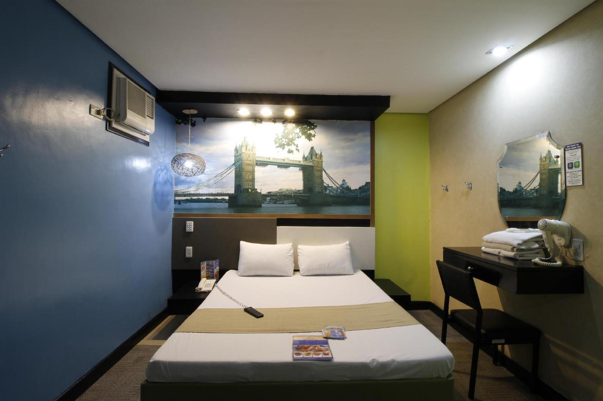 Hotel Dreamworld Araneta Cubao Exteriör bild